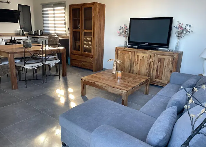 Belle Maison Avec Piscine *